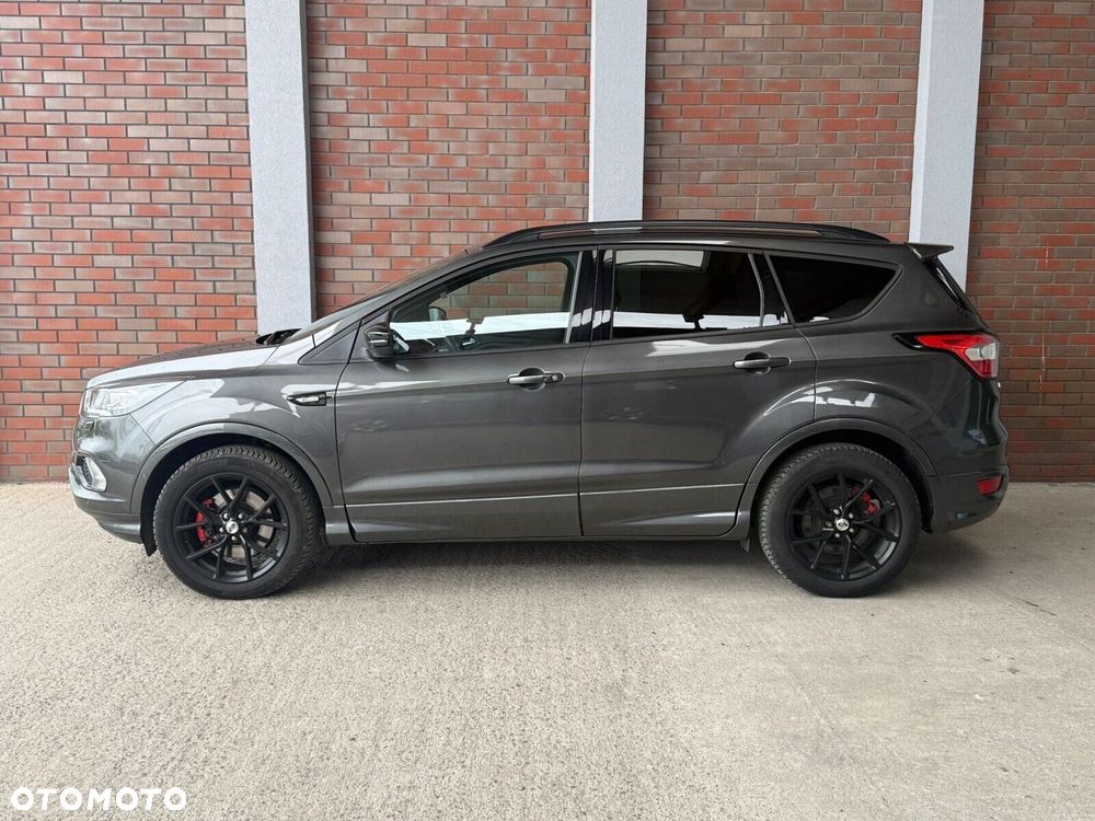 Ford Kuga - 4