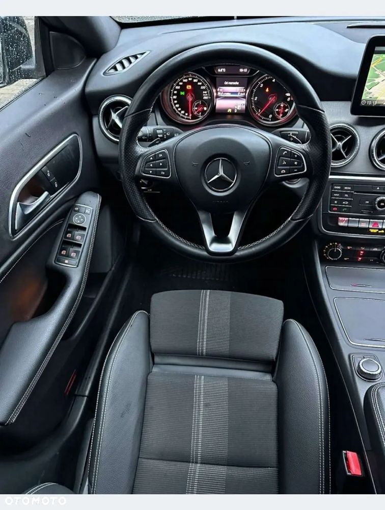 Mercedes-Benz CLA 180 d 7G-DCT Peak Edition - 3