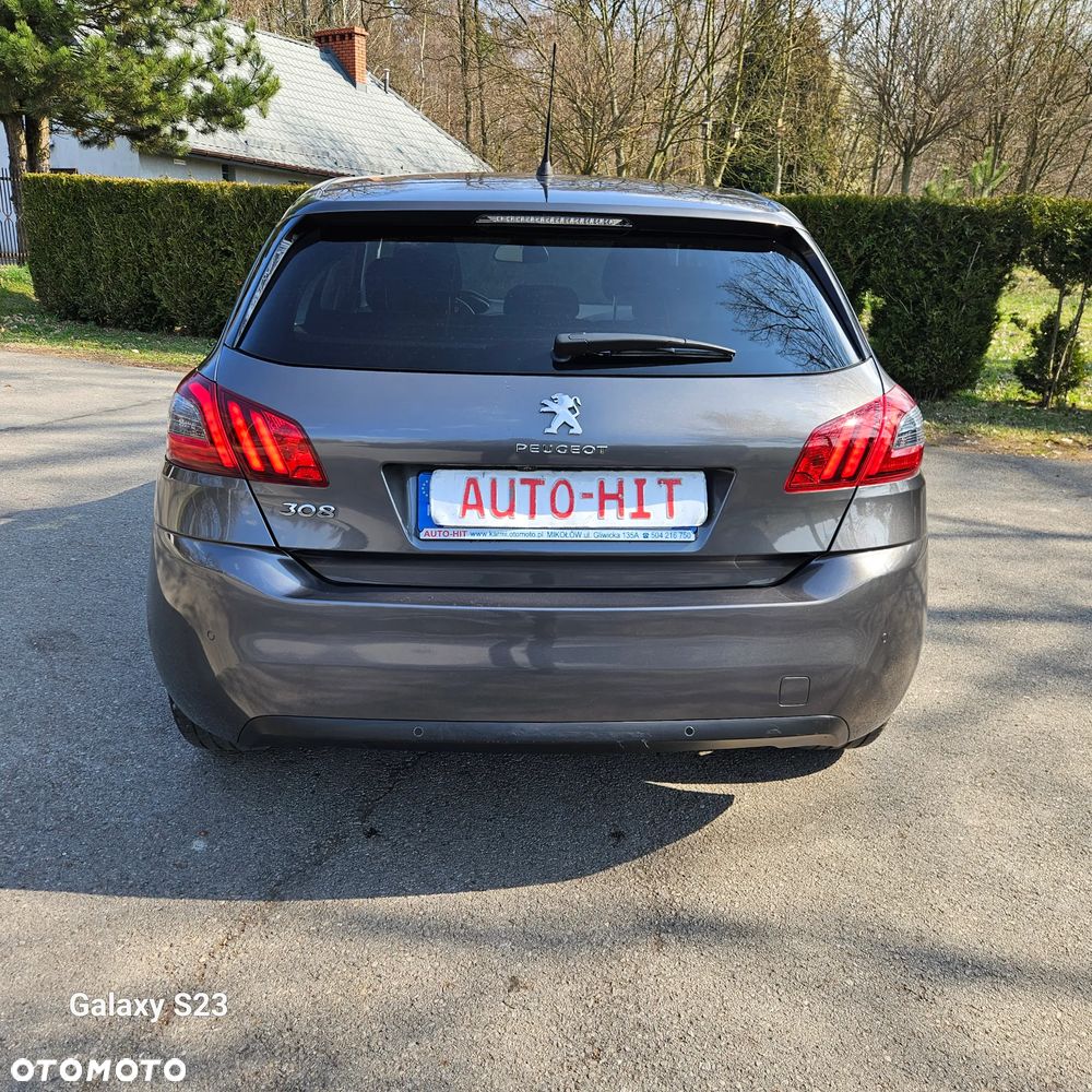Peugeot 308 BlueHDi 130 EAT8 Allure - 10