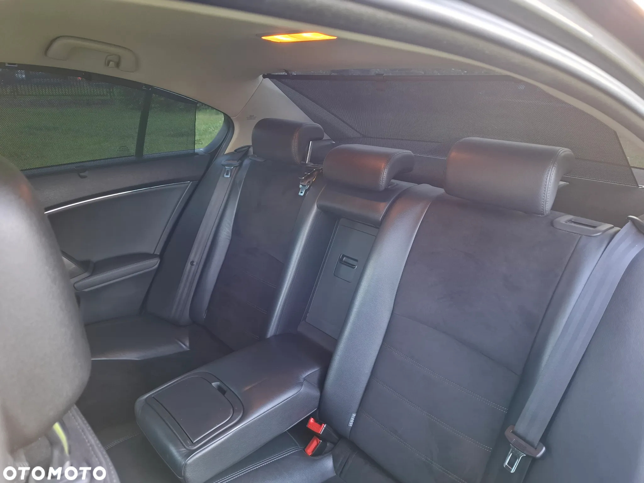 Toyota Avensis 1.8 Prestige MS - 16