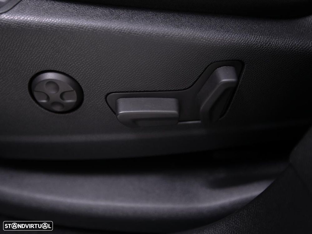 DS DS7 Crossback - 18