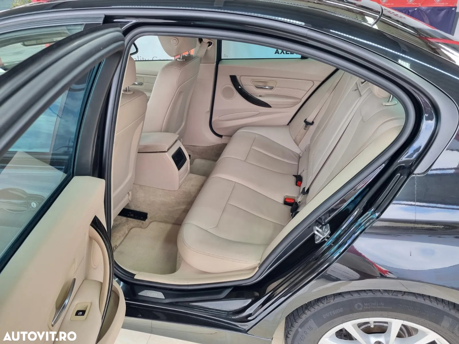 BMW Seria 3 - 23