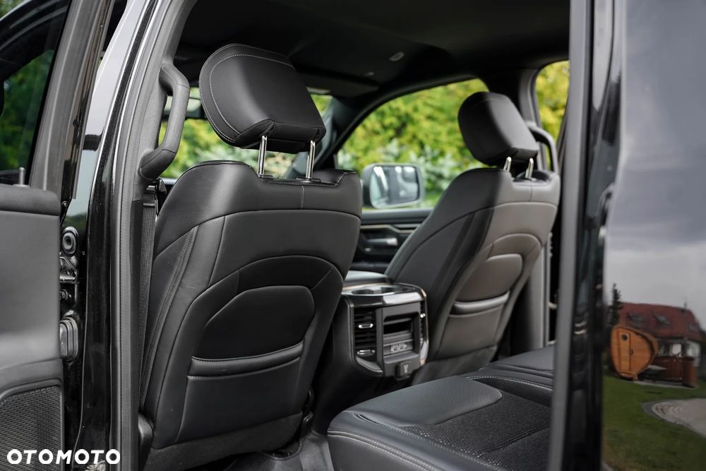 Dodge RAM 5.7 4x4 - 25