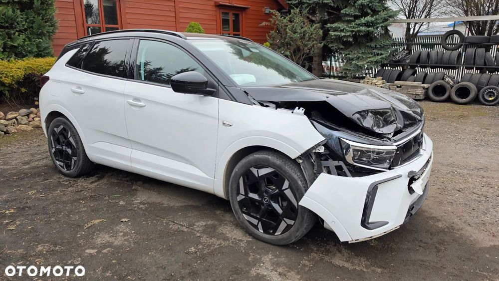 Opel Grandland X 1.6 T PHEV 4x4 Ultimate - 5