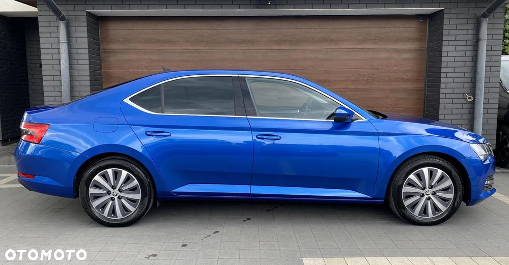 Skoda Superb 2.0 TDI SCR Style DSG - 12