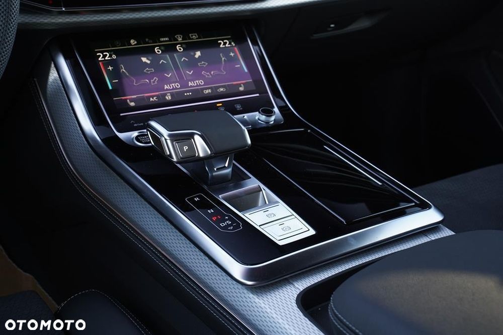 Audi Q7 ver-45-tdi-mhev-quattro-s-line-tiptr - 11
