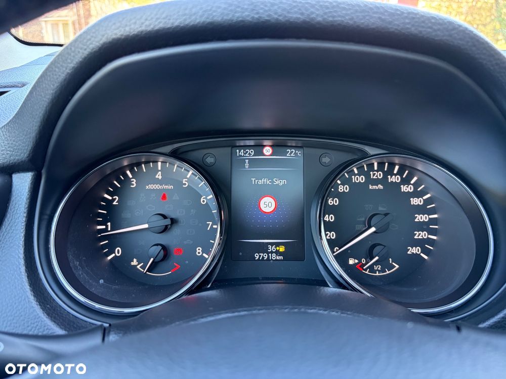 Nissan Qashqai 1.6 DIG-T 360 - 25