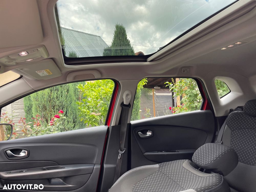 Renault Captur - 27