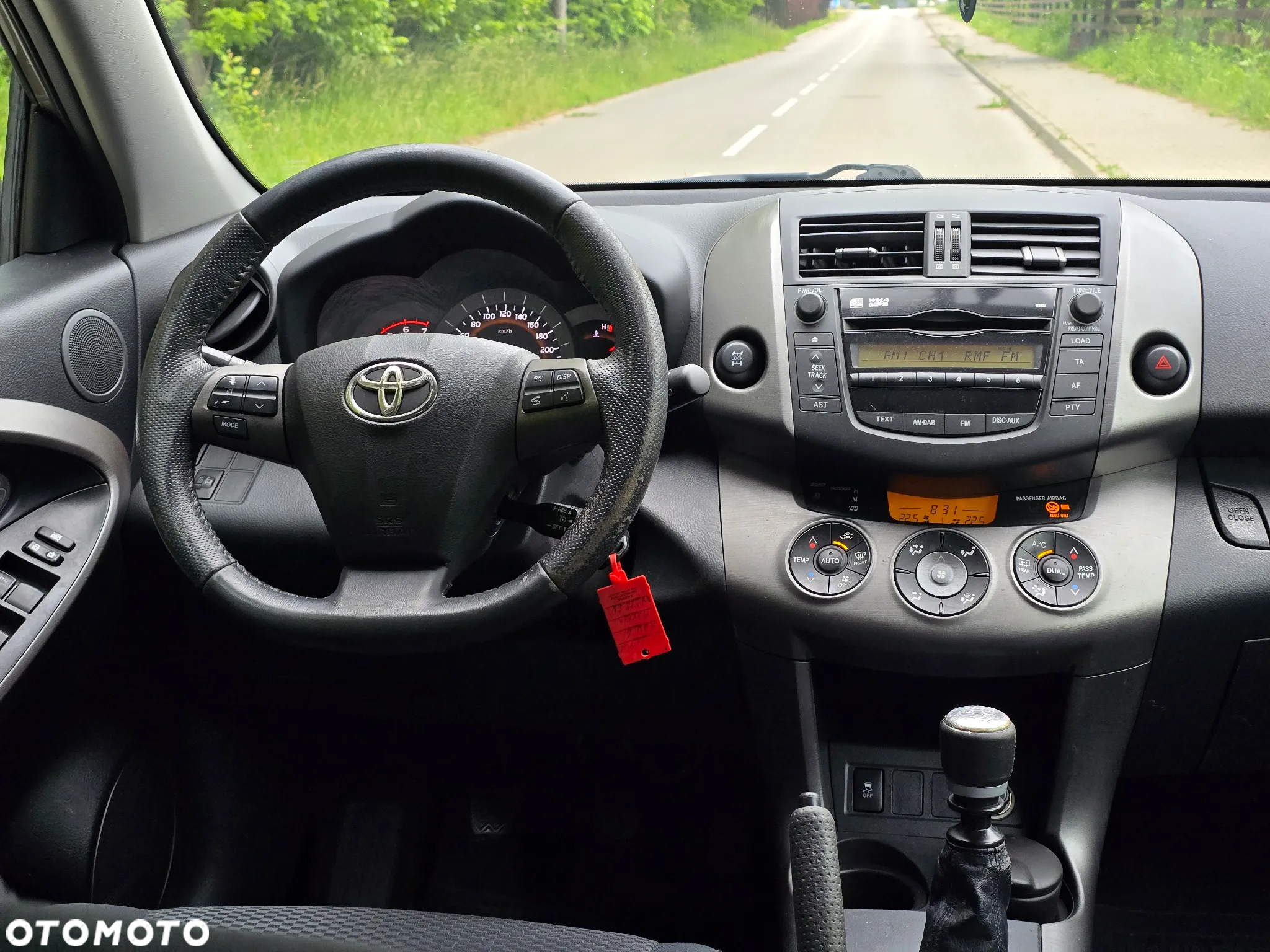 Toyota RAV4 2.2 D-4D 4x4 Comfort - 26