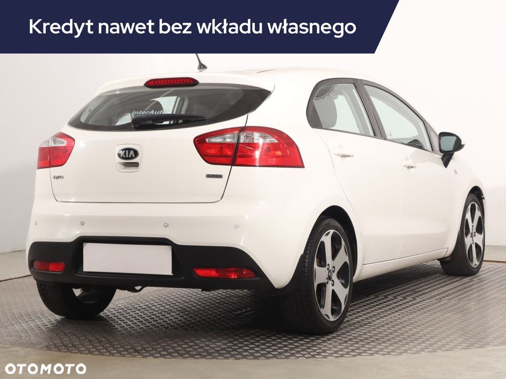 Kia Rio - 7