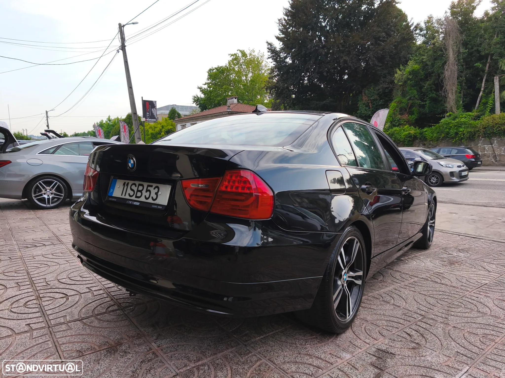BMW 318 d Navigation - 25