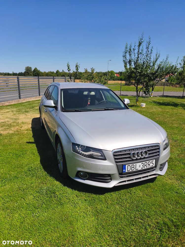 Audi A4 Avant - 1