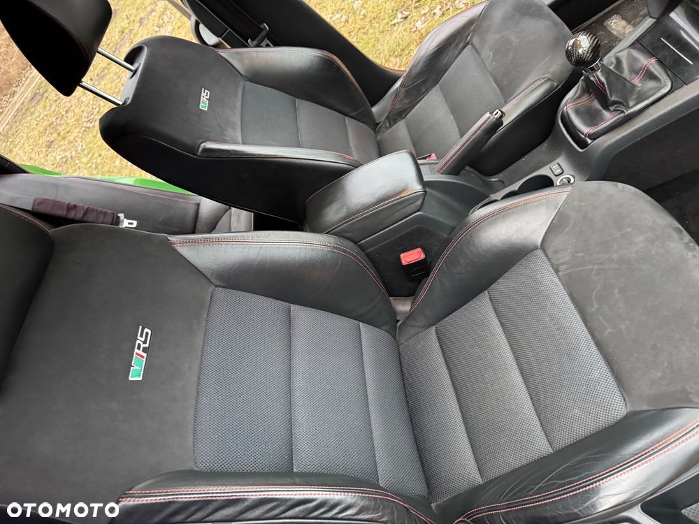 Skoda Octavia Combi 2.0 TDI DPF RS - 22