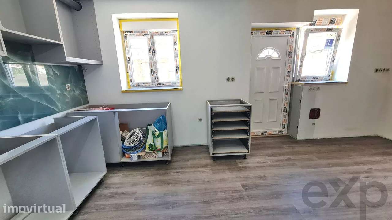 Charme e Modernidade: O Seu Novo Refúgio no Coração da aldeia do Coto - Grande imagem: 4/25
