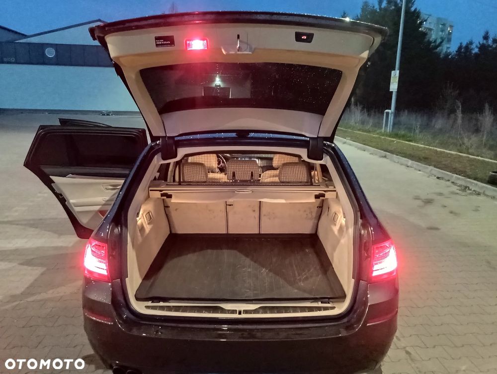 BMW Seria 5 520d - 10