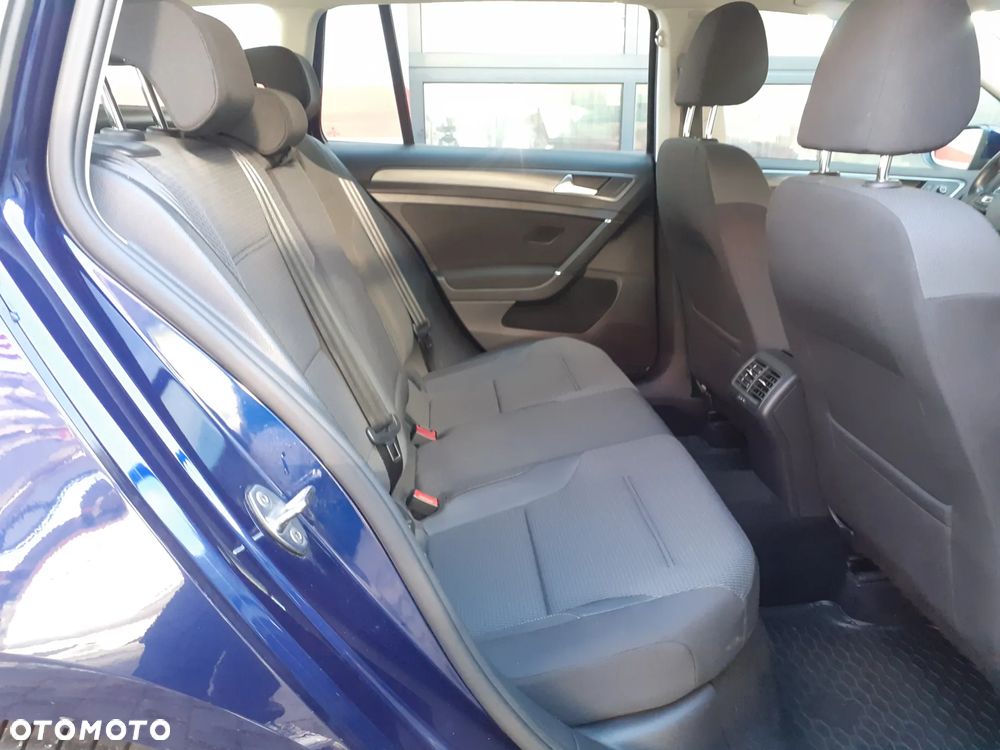 Volkswagen Golf 1.5 TSI BMT Comfortline - 21
