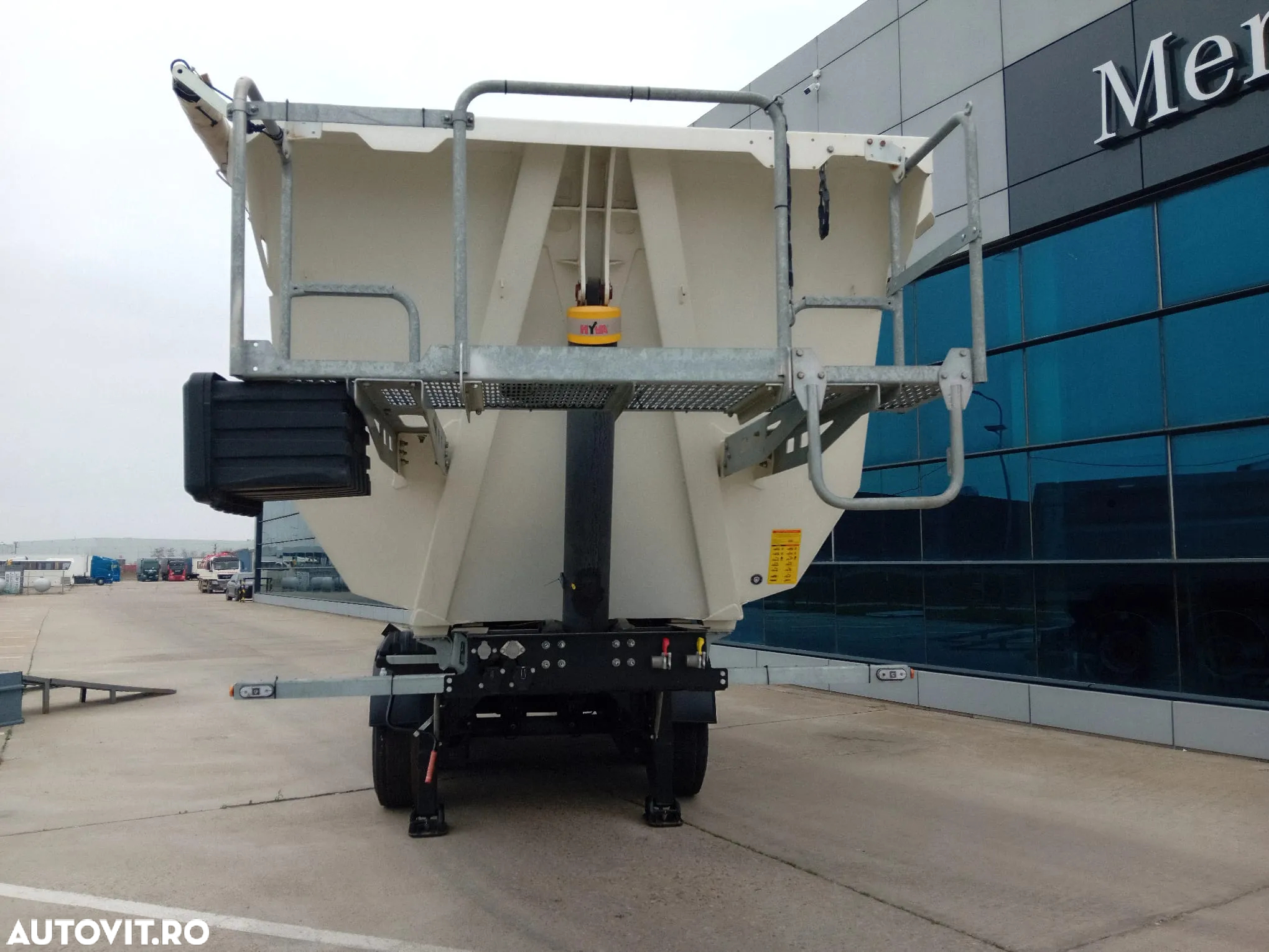 Mega 28m3 BASCULABILA,BALAST,HARDOX–NOUA/TOP! - 8