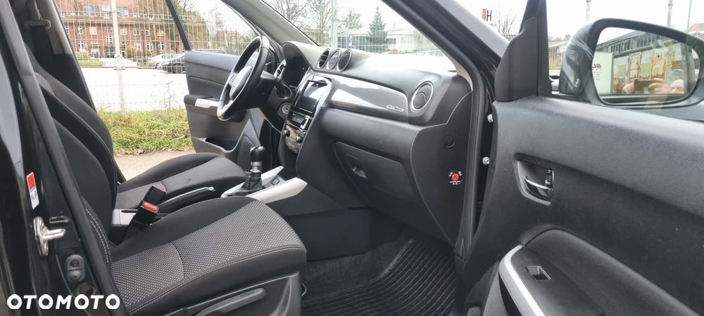 Suzuki Vitara 1.6 DDiS (4x4) Allgrip Comfort+ - 8