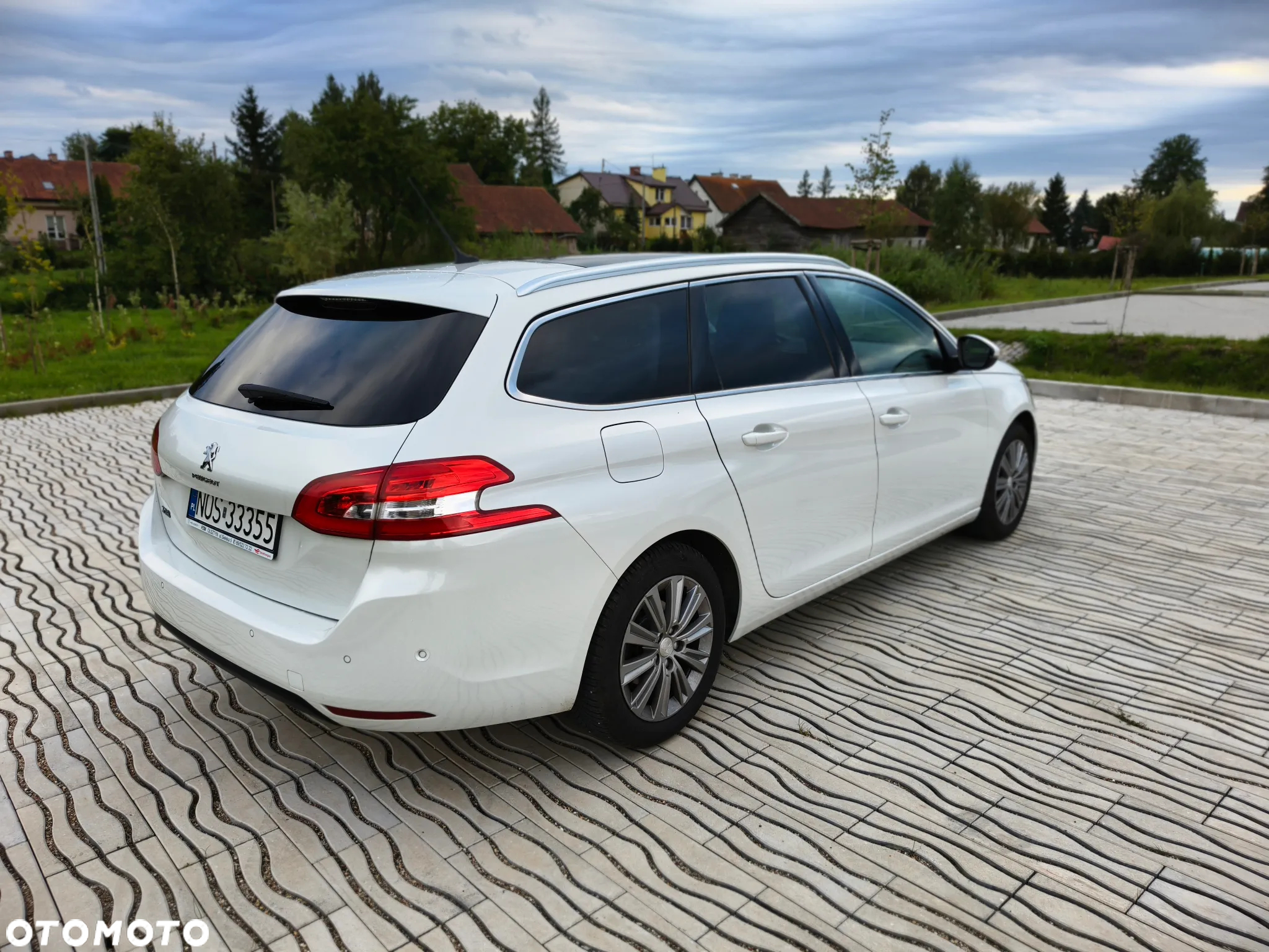 Peugeot 308 SW 1.2 PureTech GPF Allure Pack S&S - 7