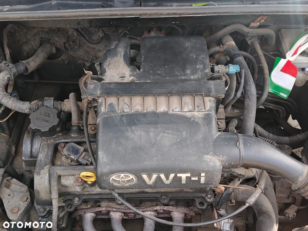 Toyota Yaris 1.0 Luna - 19