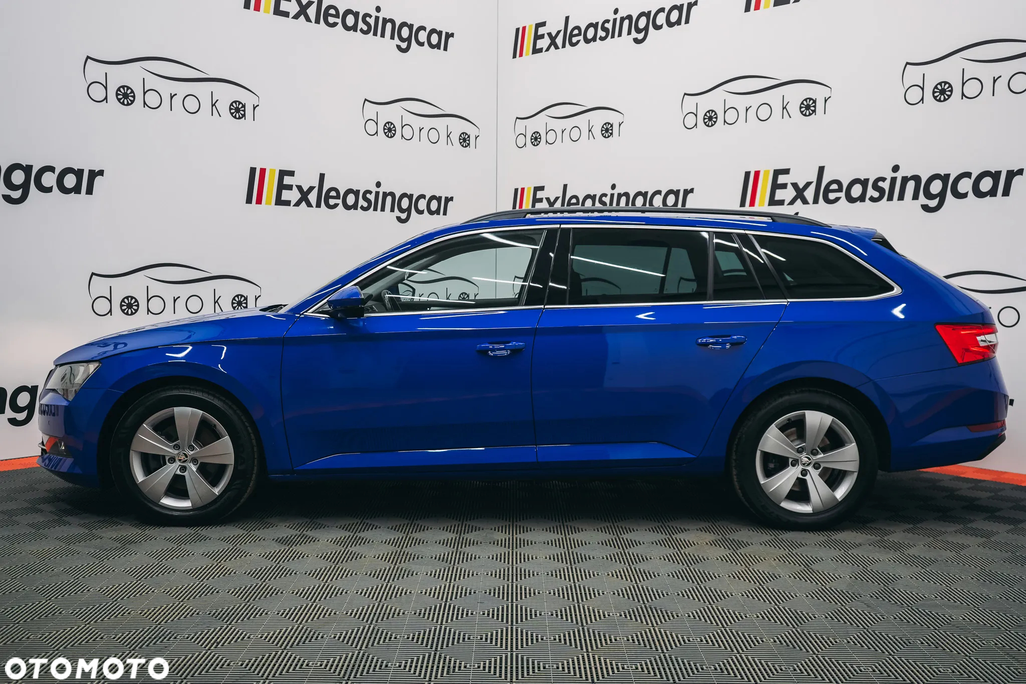 Skoda Superb 2.0 TDI SCR Ambition - 7