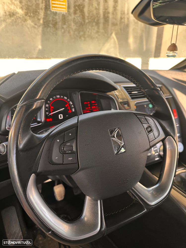 DS DS5 1.6 BlueHDi So Chic - 10