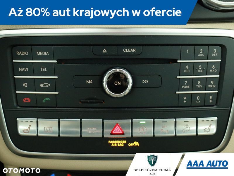 Mercedes-Benz GLA - 21