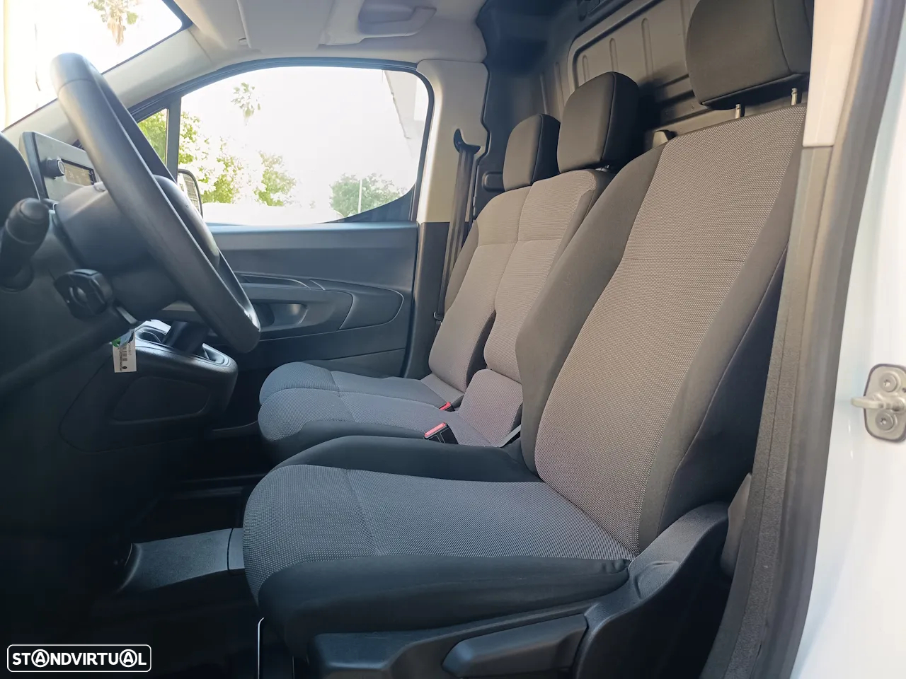 Citroën BERLINGO 1.6 BlueHDi - 8
