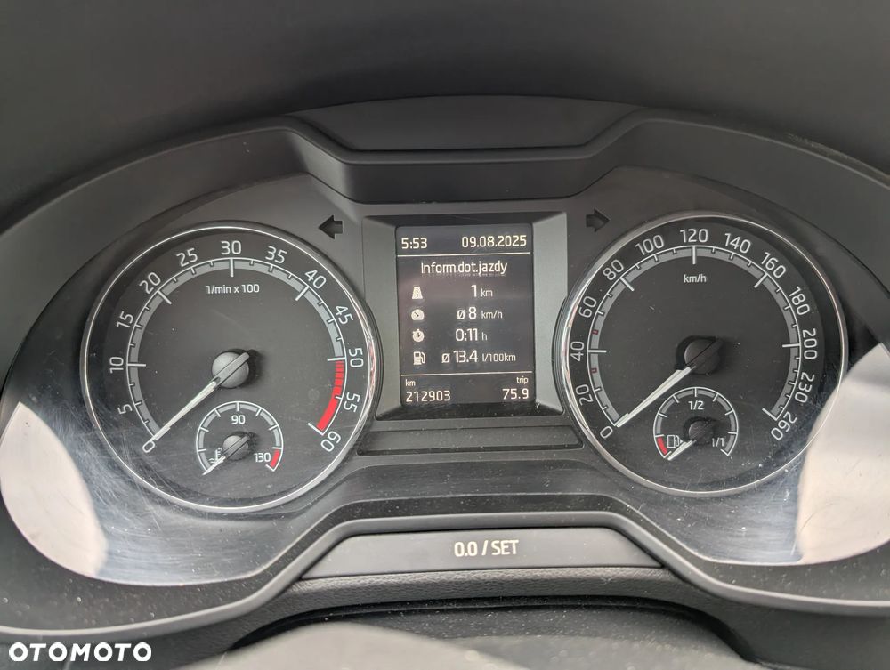 Skoda Octavia 1.6 TDI Ambition - 10