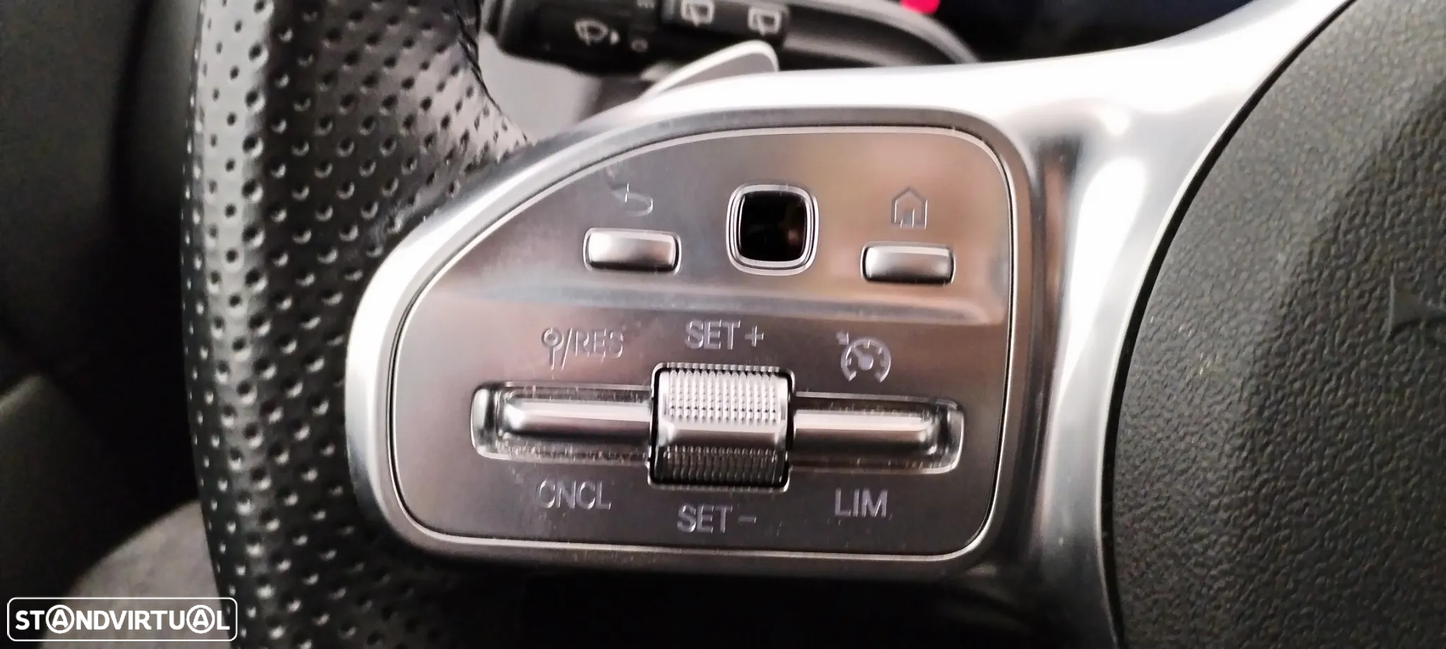 Mercedes-Benz EQB 250 Electric Art - 21