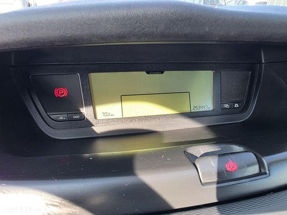 Citroën C4 Grand Picasso - 18