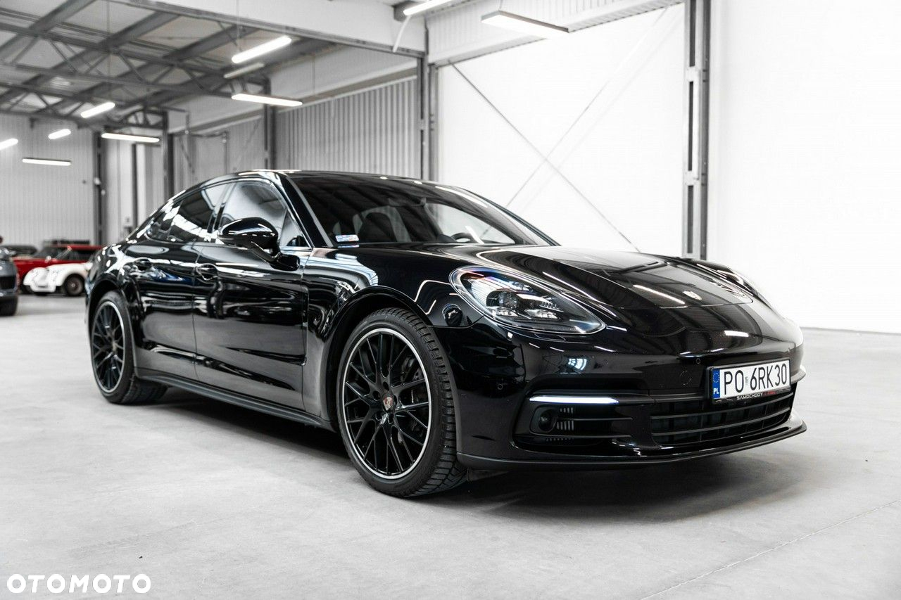 Porsche Panamera - 5