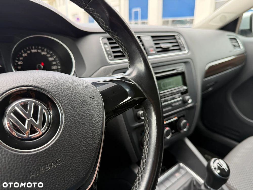 Volkswagen Jetta 2.0 TDI DPF Comfortline - 31