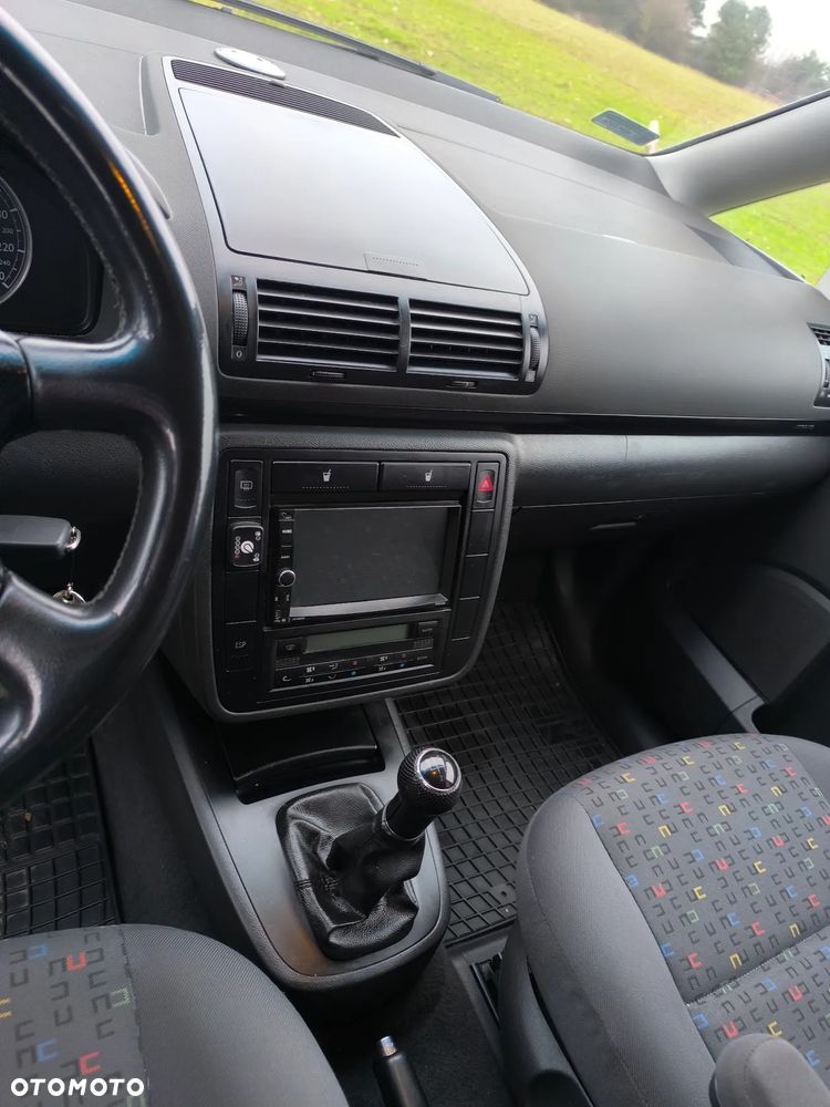 Volkswagen Sharan 2.0 Basis - 14