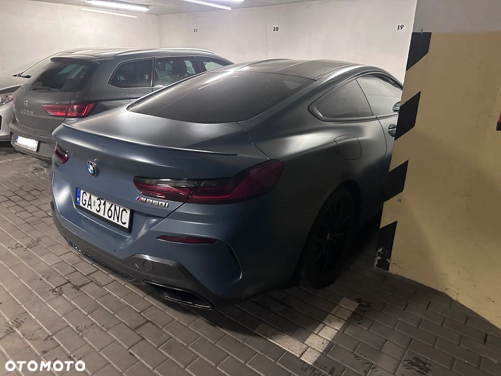 BMW Seria 8 - 9