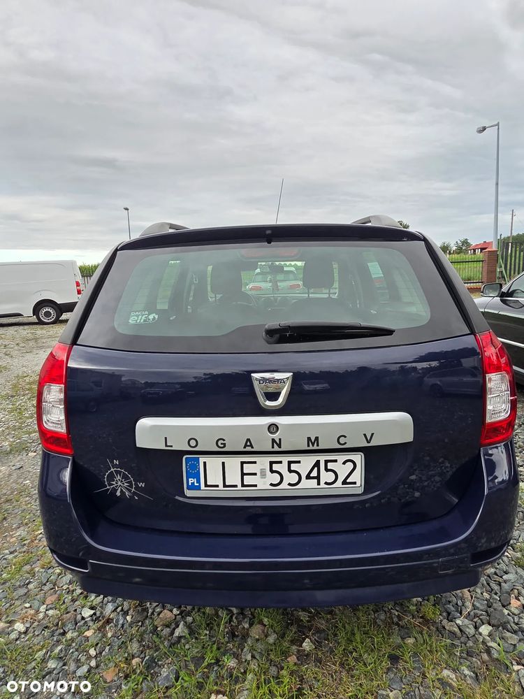 Dacia Logan 1.2 16V 75 Laureate - 11