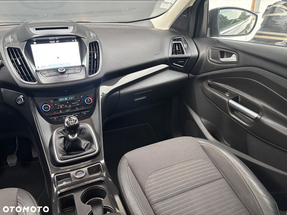 Ford Kuga 2.0 TDCi FWD Titanium - 8