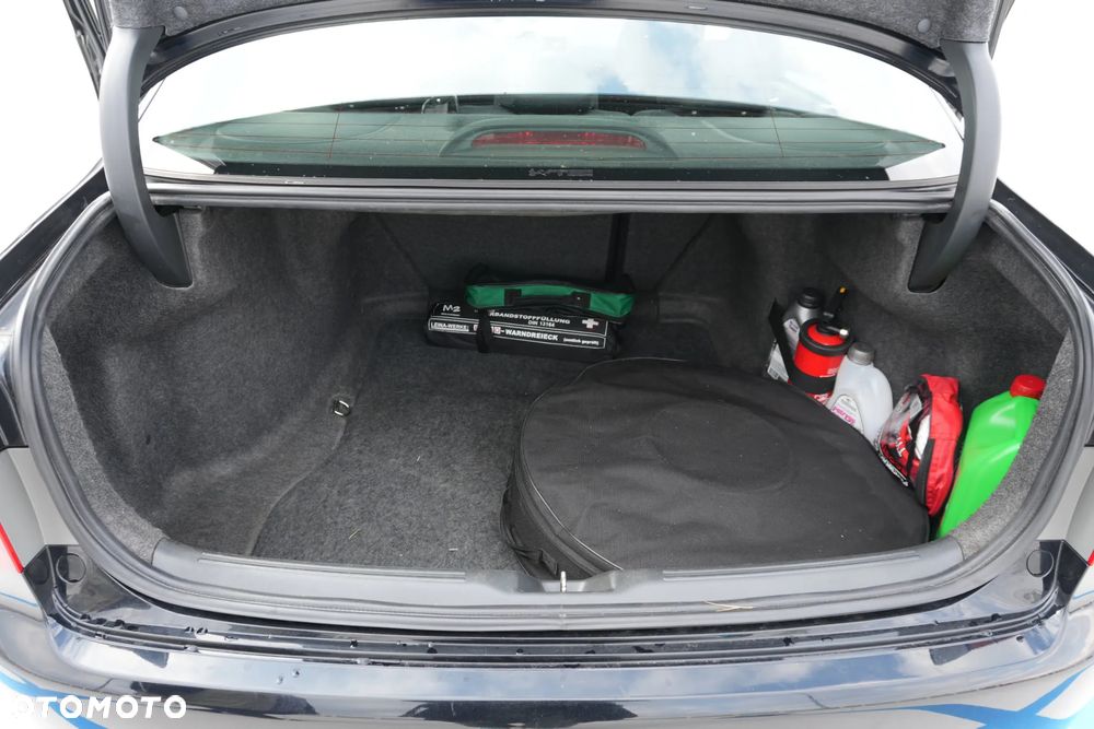 Honda Accord 2003 photo 4