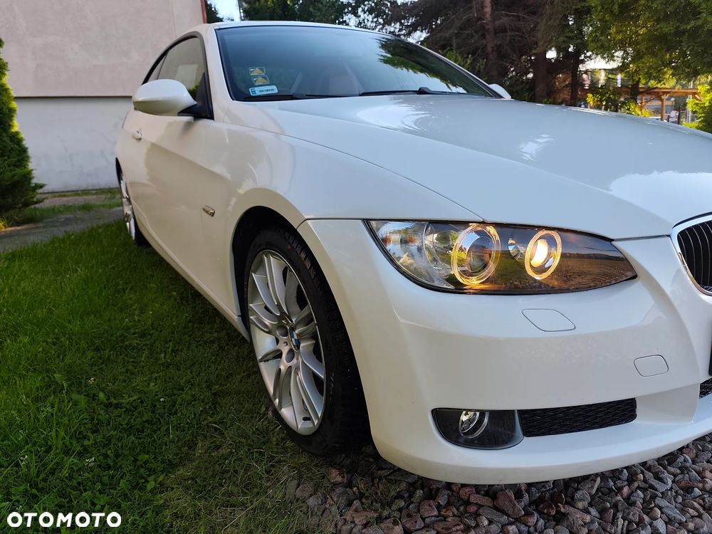 BMW Seria 3 320d Coupe - 9