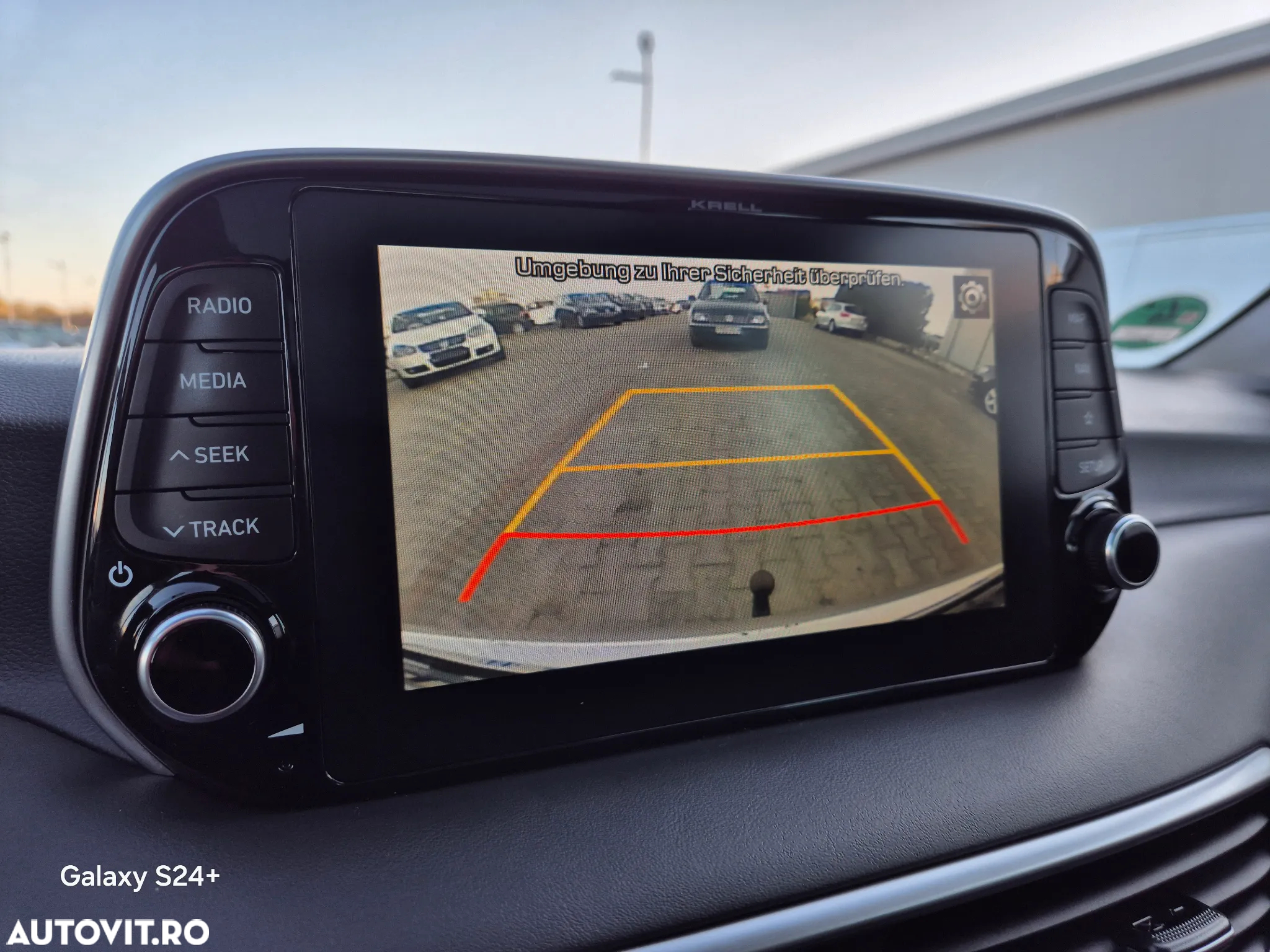 Hyundai Tucson 2.0 CRDI 4WD 6AT Premium+ - 17