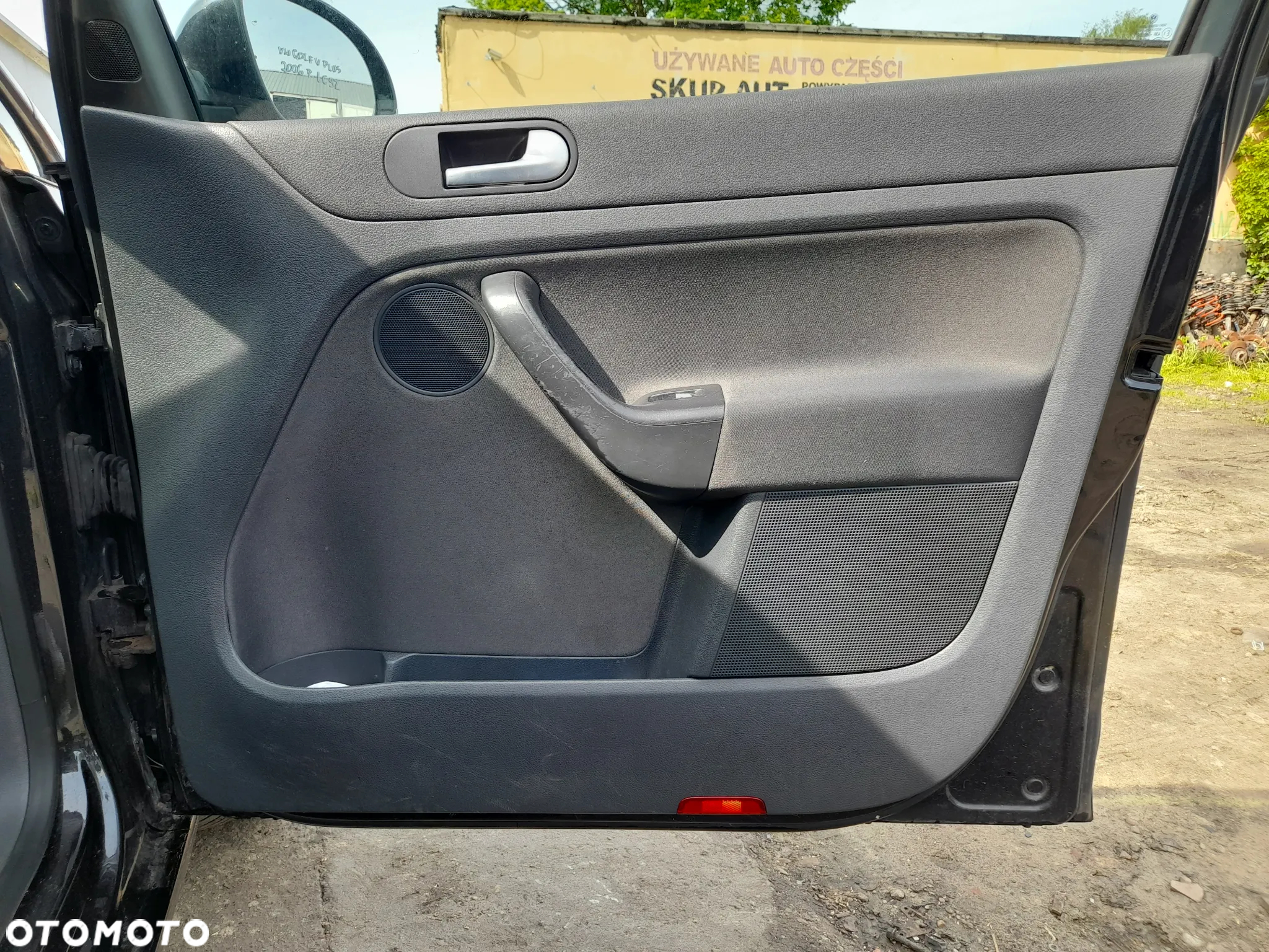 VW GOLF V PLUS KOMPLET BOCZKÓW DRZWI BOCZKI BOCZEK TAPICERKA - 13
