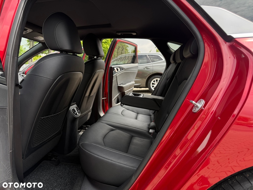Kia ProCeed 1.4 T-GDI GT Line DCT - 32