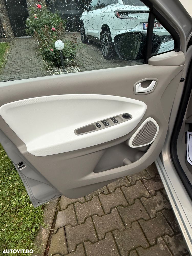 Renault ZOE - 14