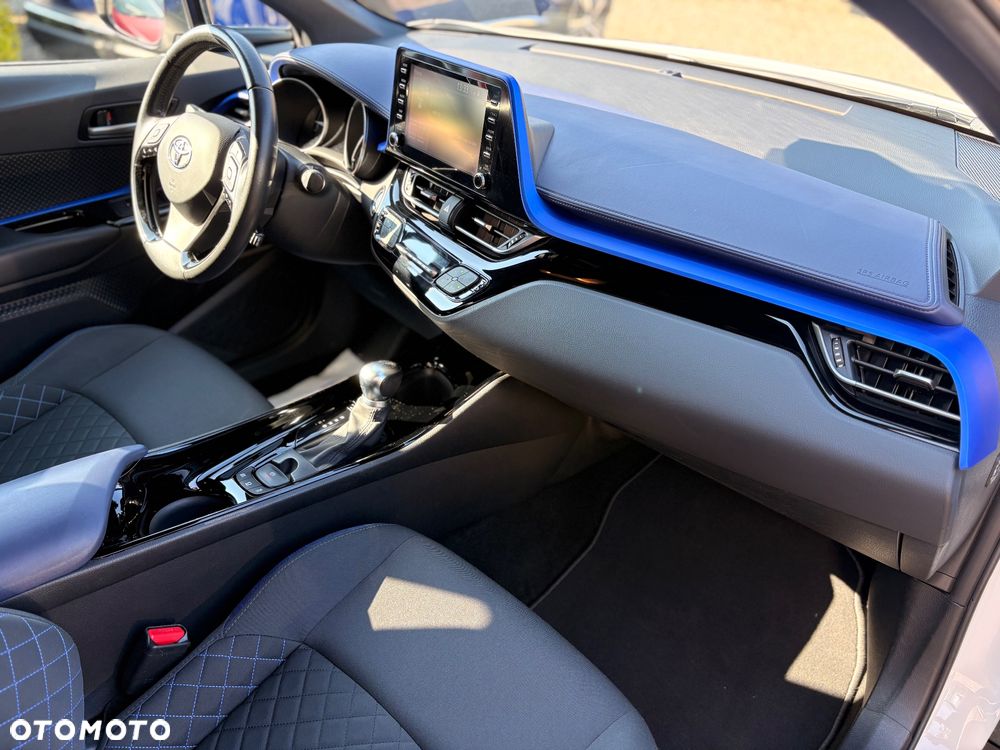 Toyota C-HR 2.0 Hybrid Selection - 22
