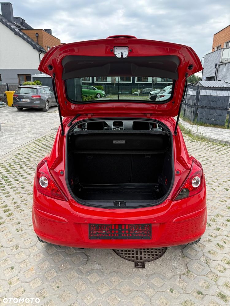 Opel Corsa 1.2 Color Edition - 30