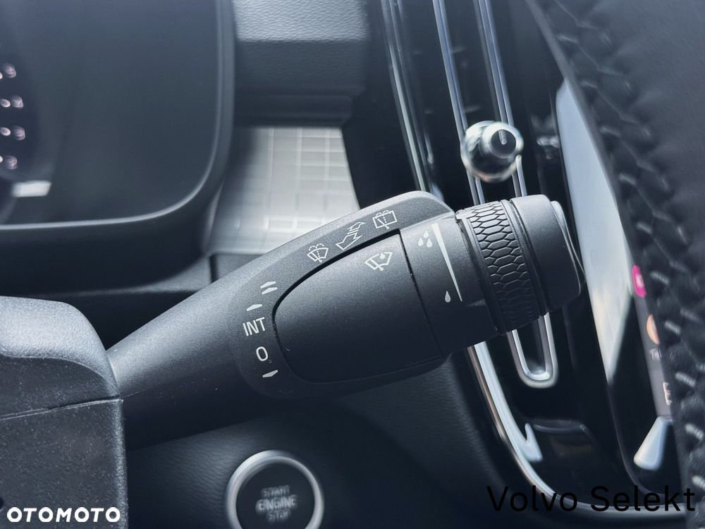 Volvo XC 40 - 31