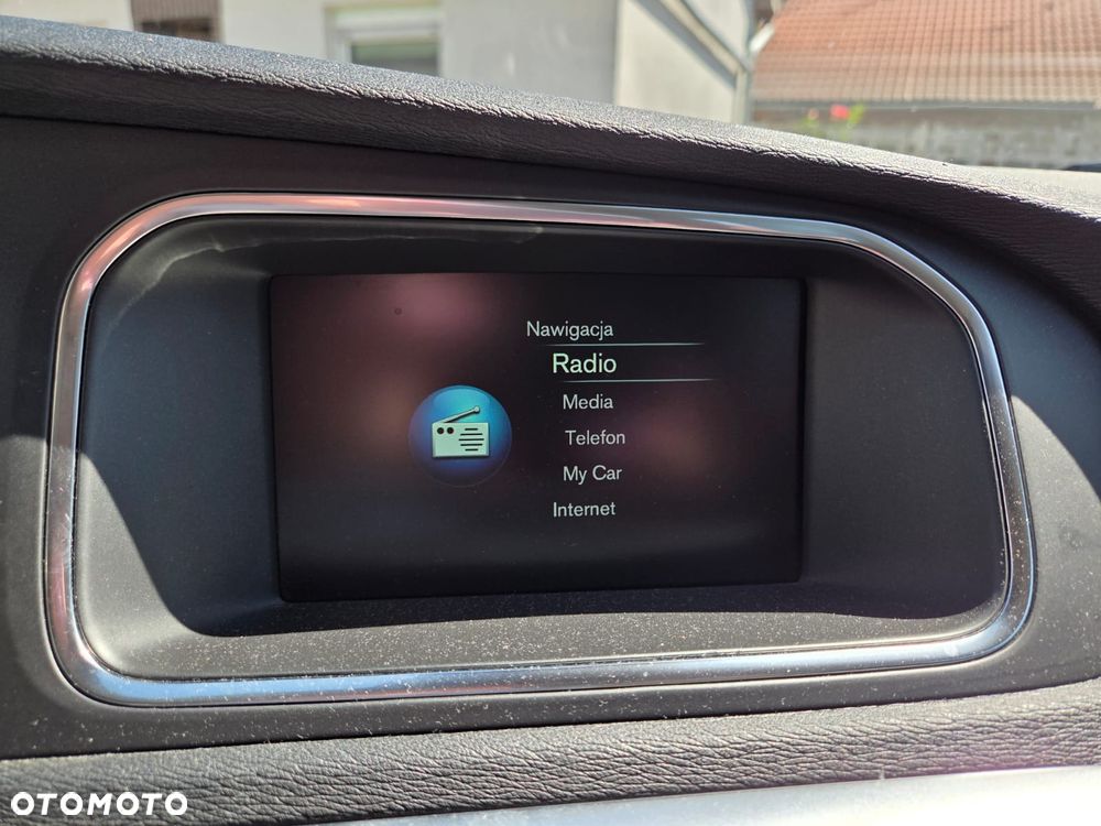 Volvo V40 D2 - 16