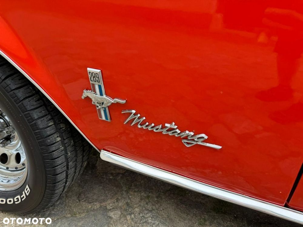 Ford Mustang - 35
