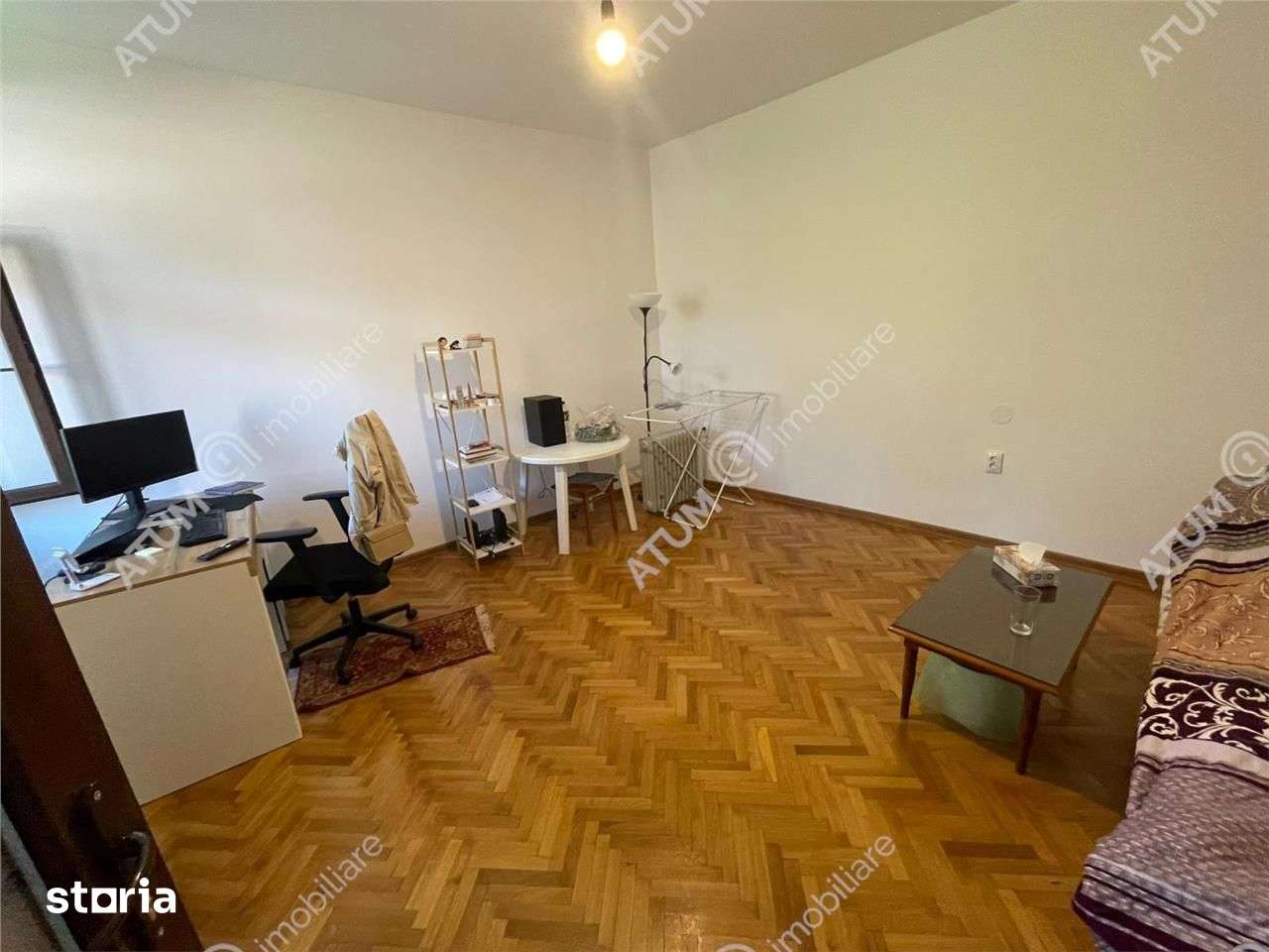 Apartament 2 camere balcon garaj curte libera zona ultracentrala Sibiu — fotografia 1