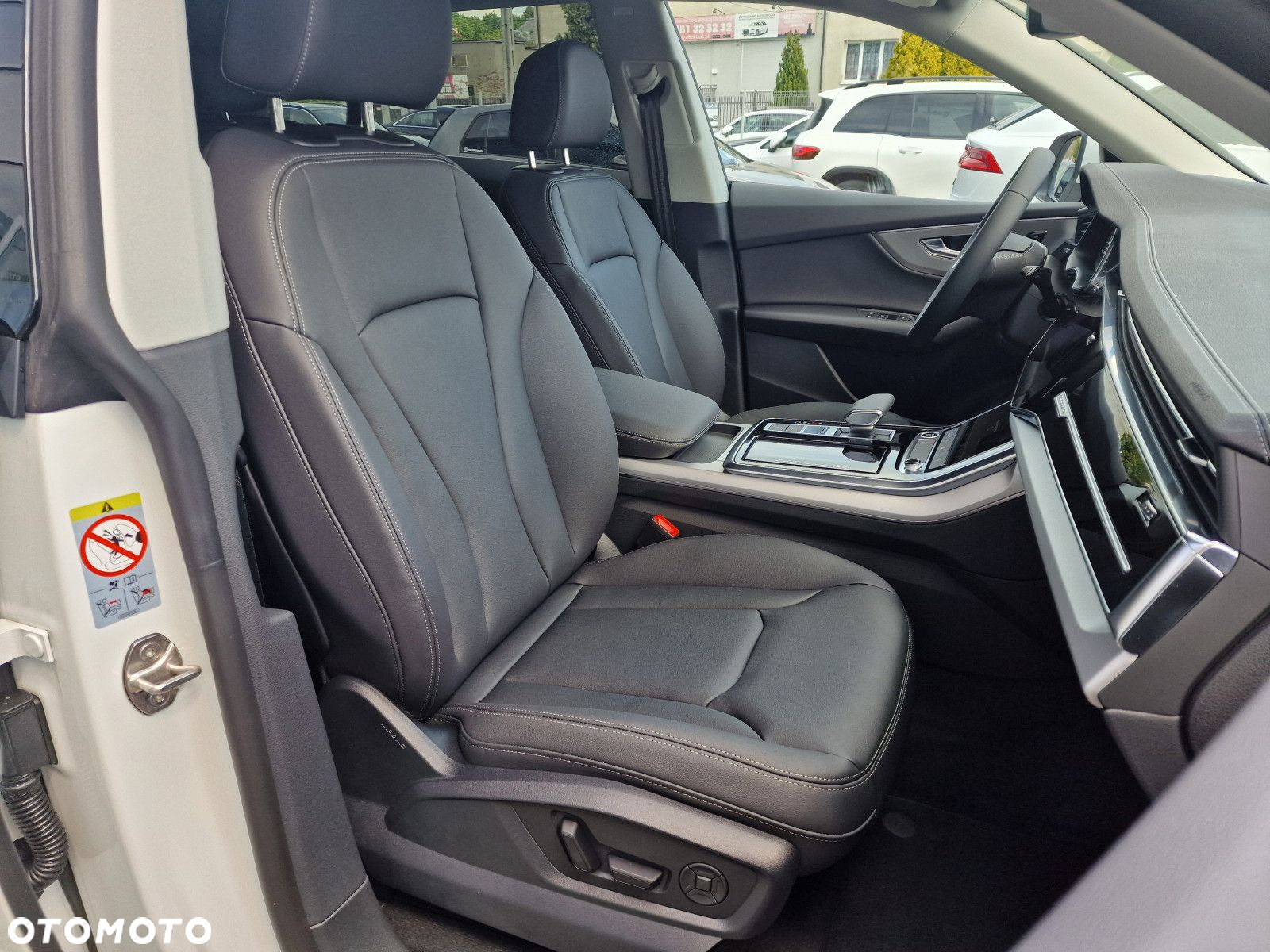 Audi Q8 - 17